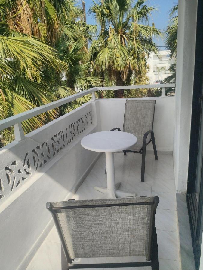 Dolphin Apartments Faliraki Extérieur photo